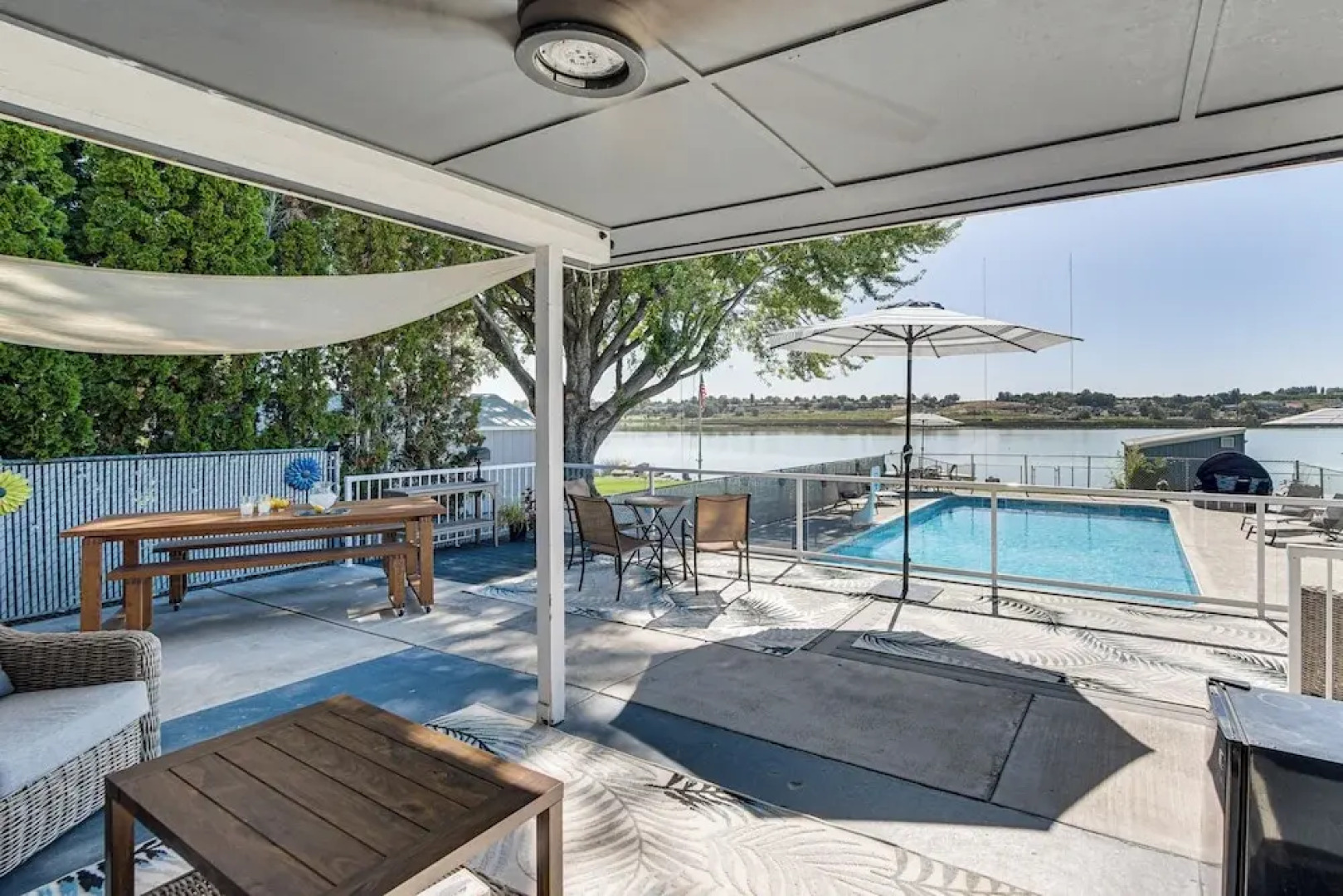 Hunting & Fishing Trip Base Camp on Moses Lake!