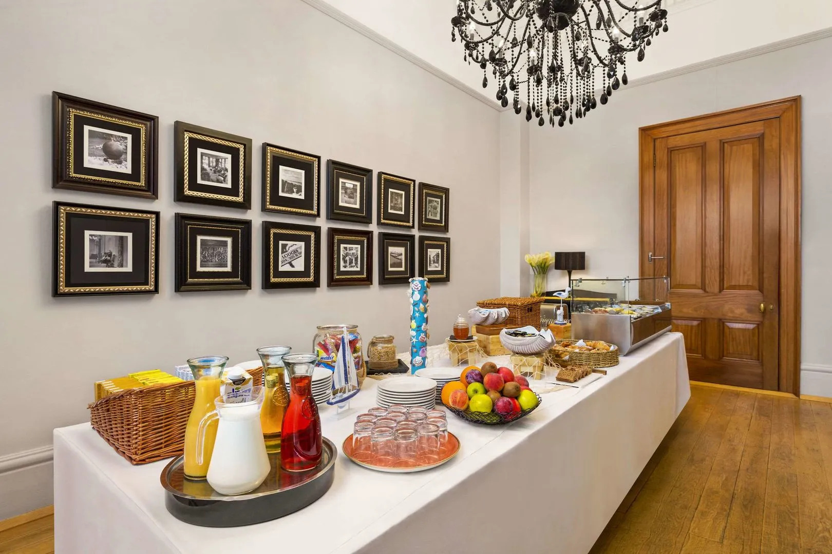 Trenython Manor Hotel & Spa