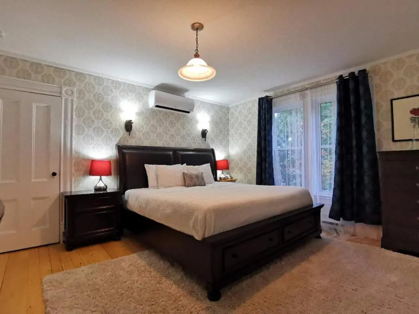 By The River Bed&breakfast