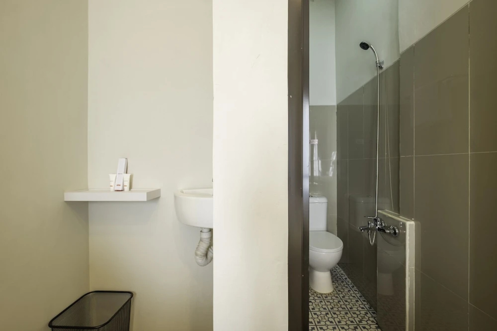 OYO 1504 Alana Gardenia Syariah