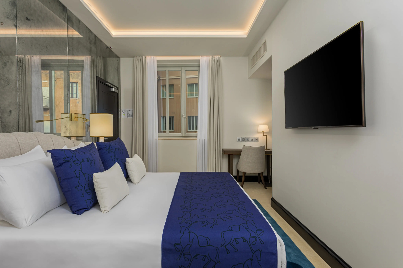 Room Mate Collection Filippo, Rome-Fontana di Trevi