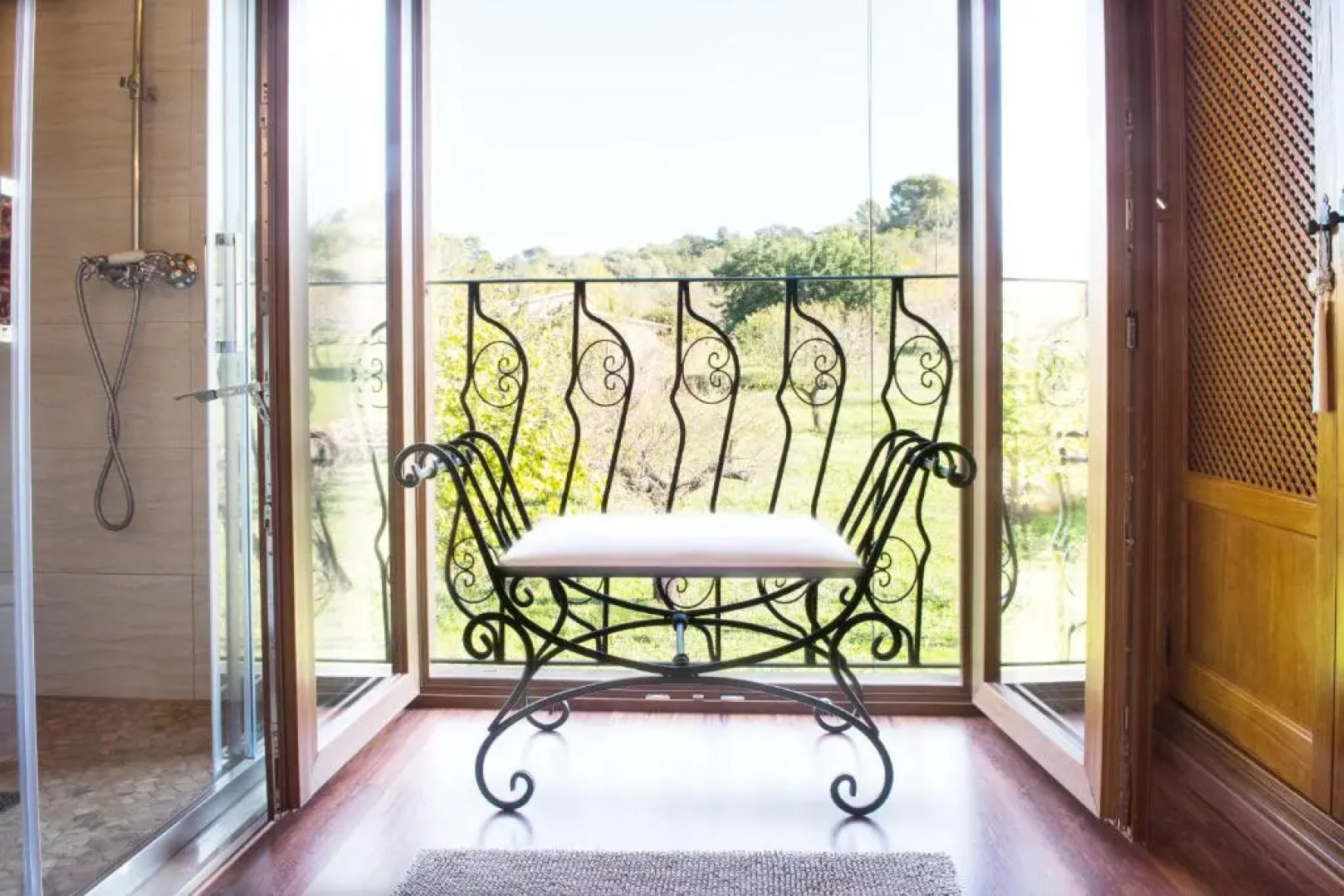 Alzina Villa 5 bedrooms with pool in Sa Coma Bunyola at the foot of the Sierra de Tramuntana but close to Palma