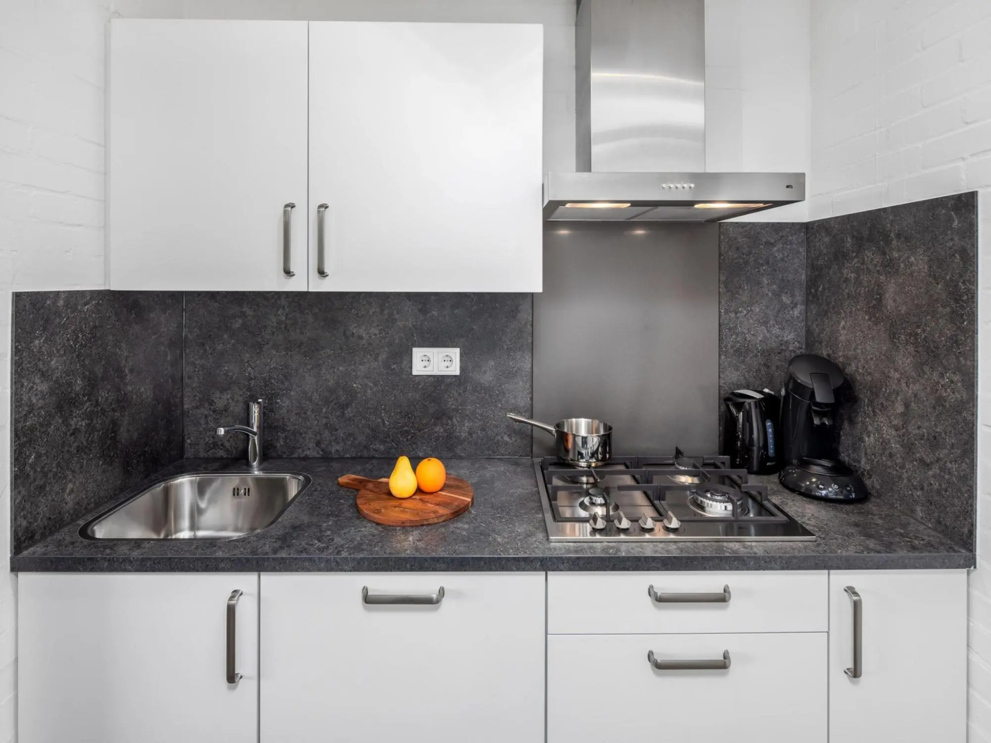 Restyled apartment with dishwasher, near Grevelingen Lake