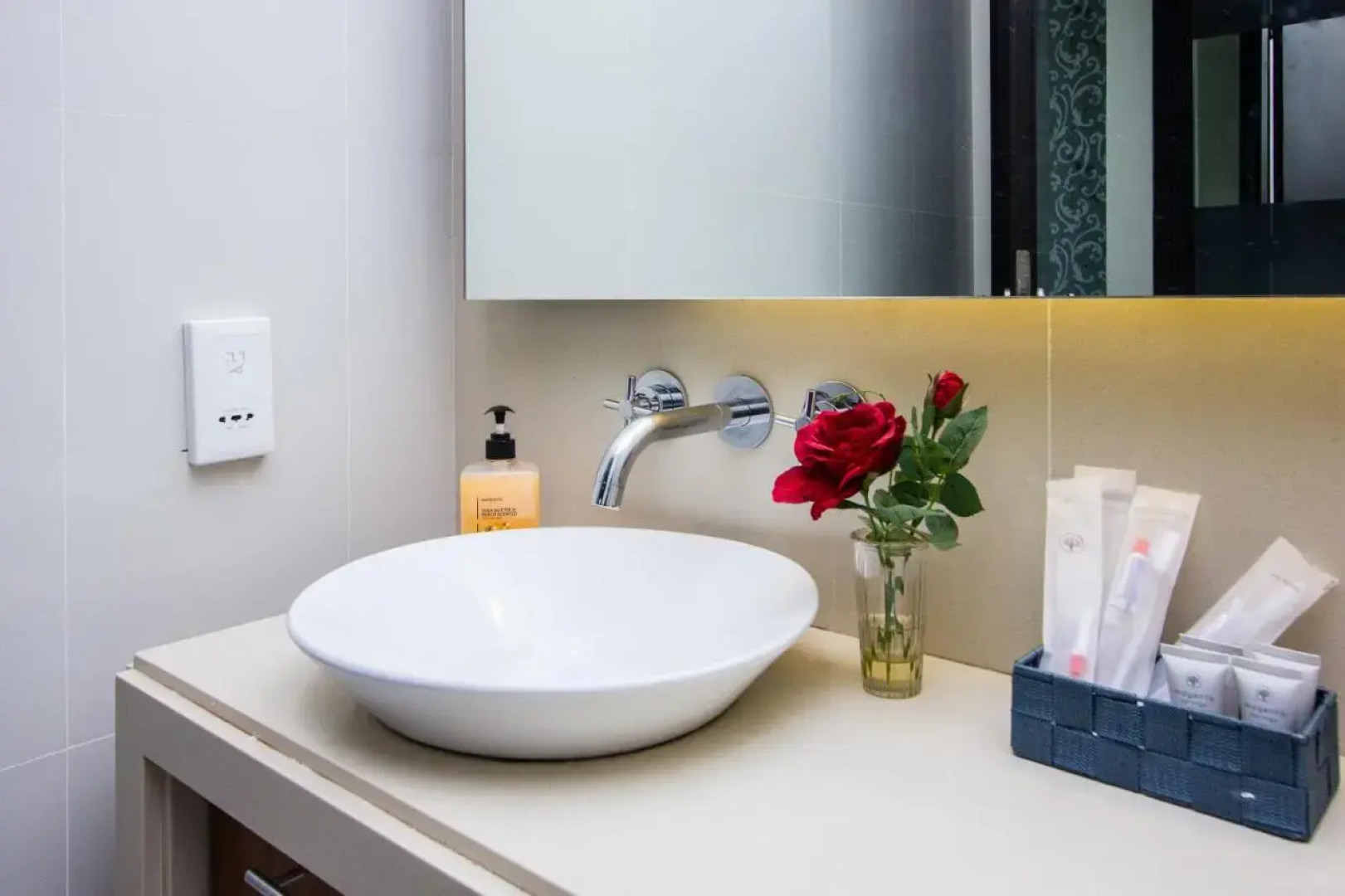 Penhome The Suite Straits Quay