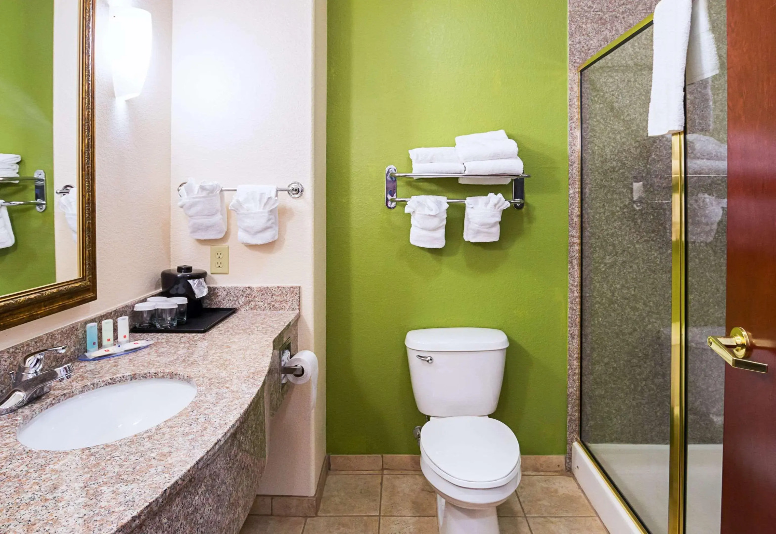Clarion Inn & Suites Weatherford South