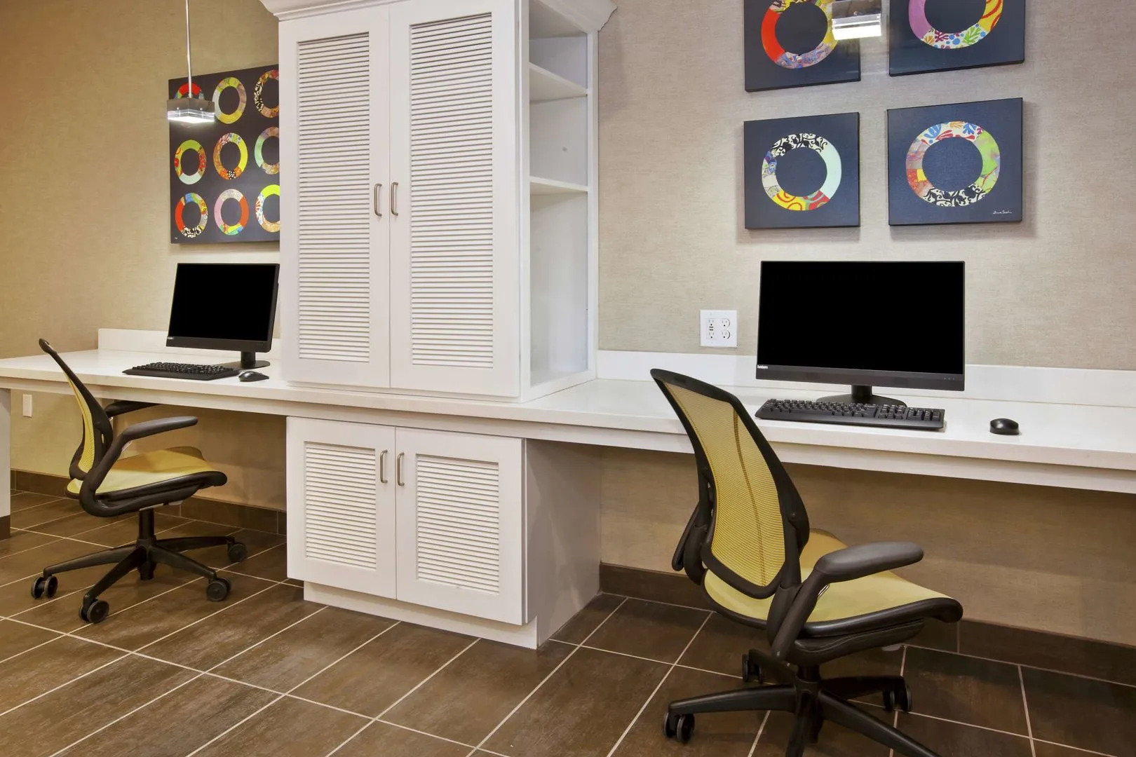 Home2 Suites By Hilton West Bloomfield Detroit