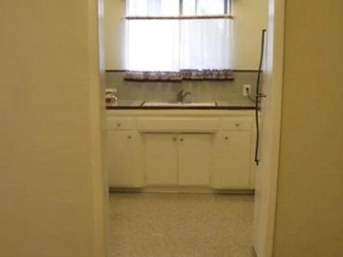 Cal Mar Hotel Suites