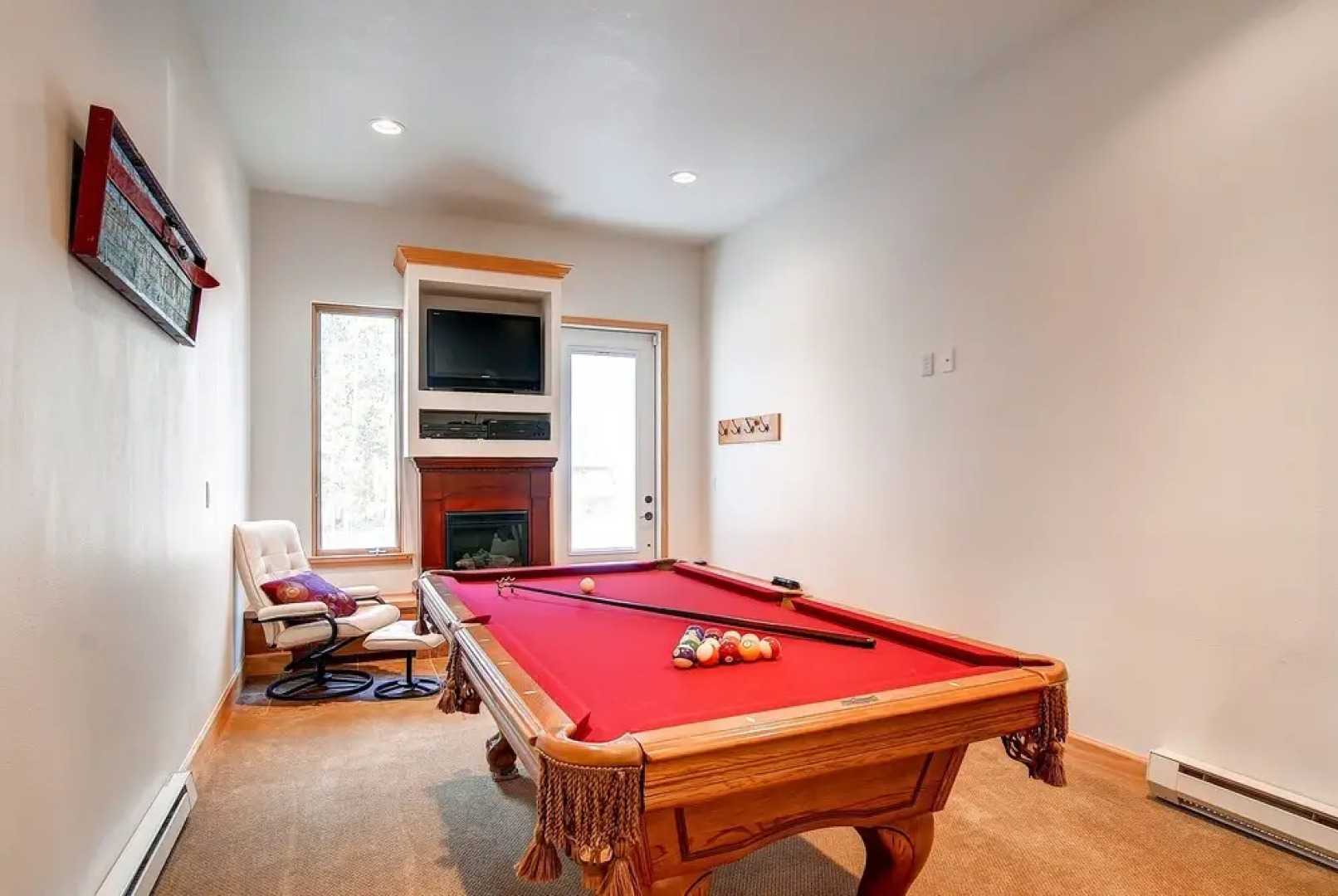 Timber Heights Lodge 3 Bedroom Home by RedAwning