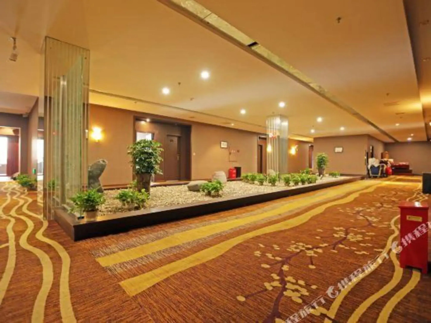 Meishan Meizhou Riverside Hotel