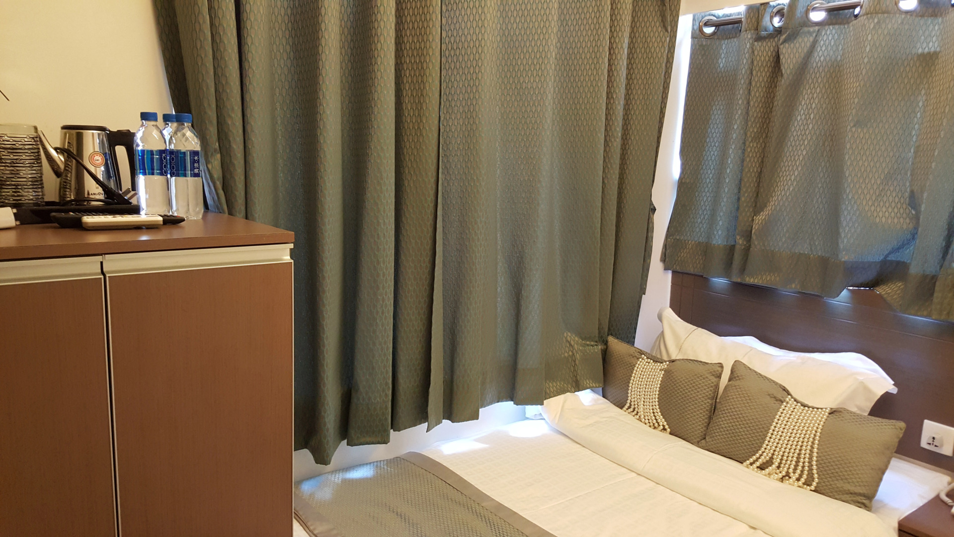 Seasons Hotel - Causeway Bay