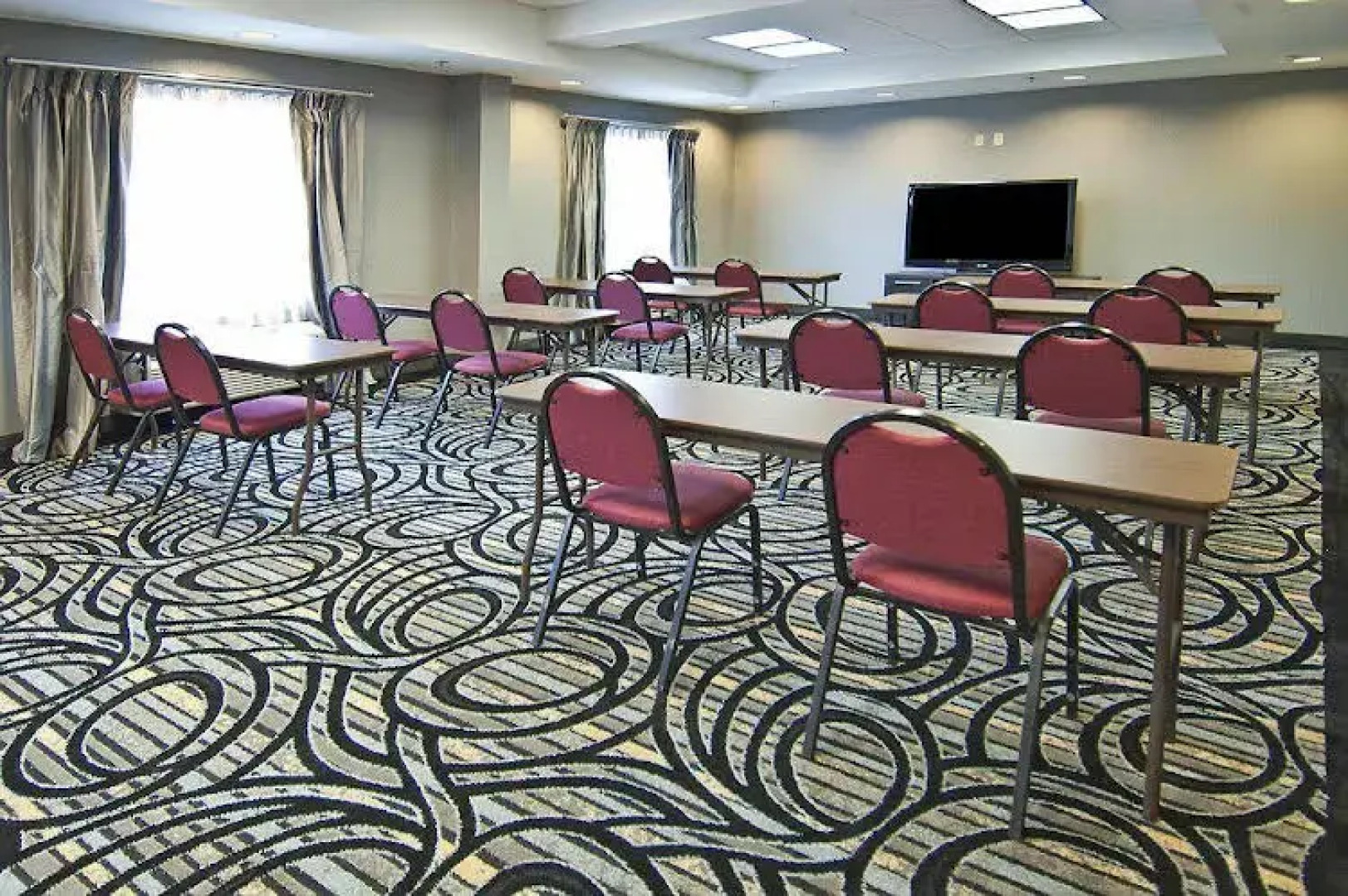 Holiday Inn Express: Pearl