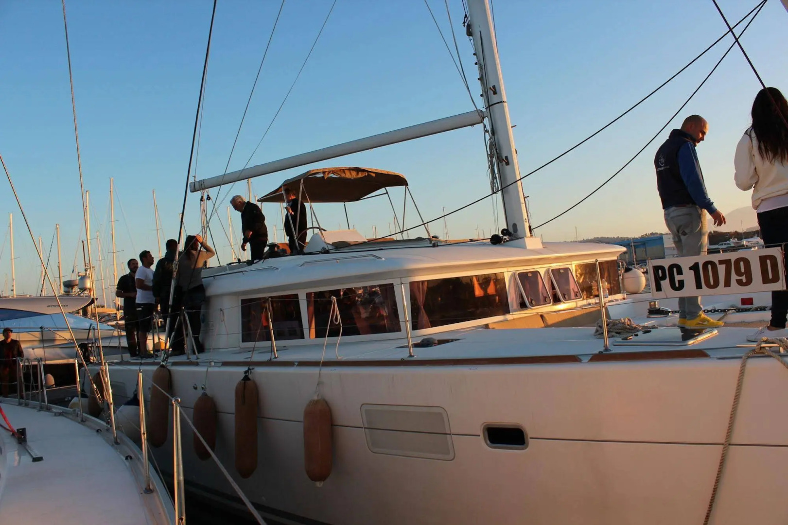 Catamarano Mauticat Boat & Breakfast