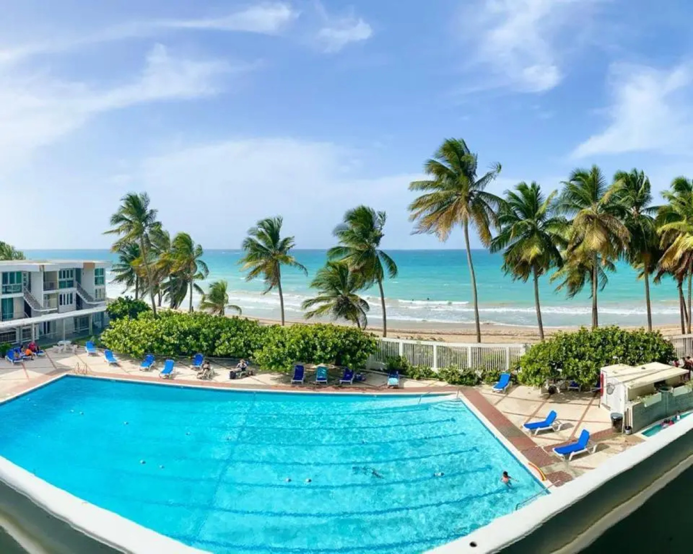 KASA Brisa Marina - 1 bed 1 bath for 2 OCEAN VIEW BALCONY BEACHFRONT CONDO POOL