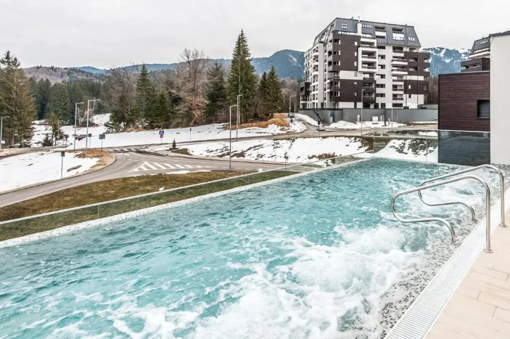 Silver Mountain Panoramic View G1 48