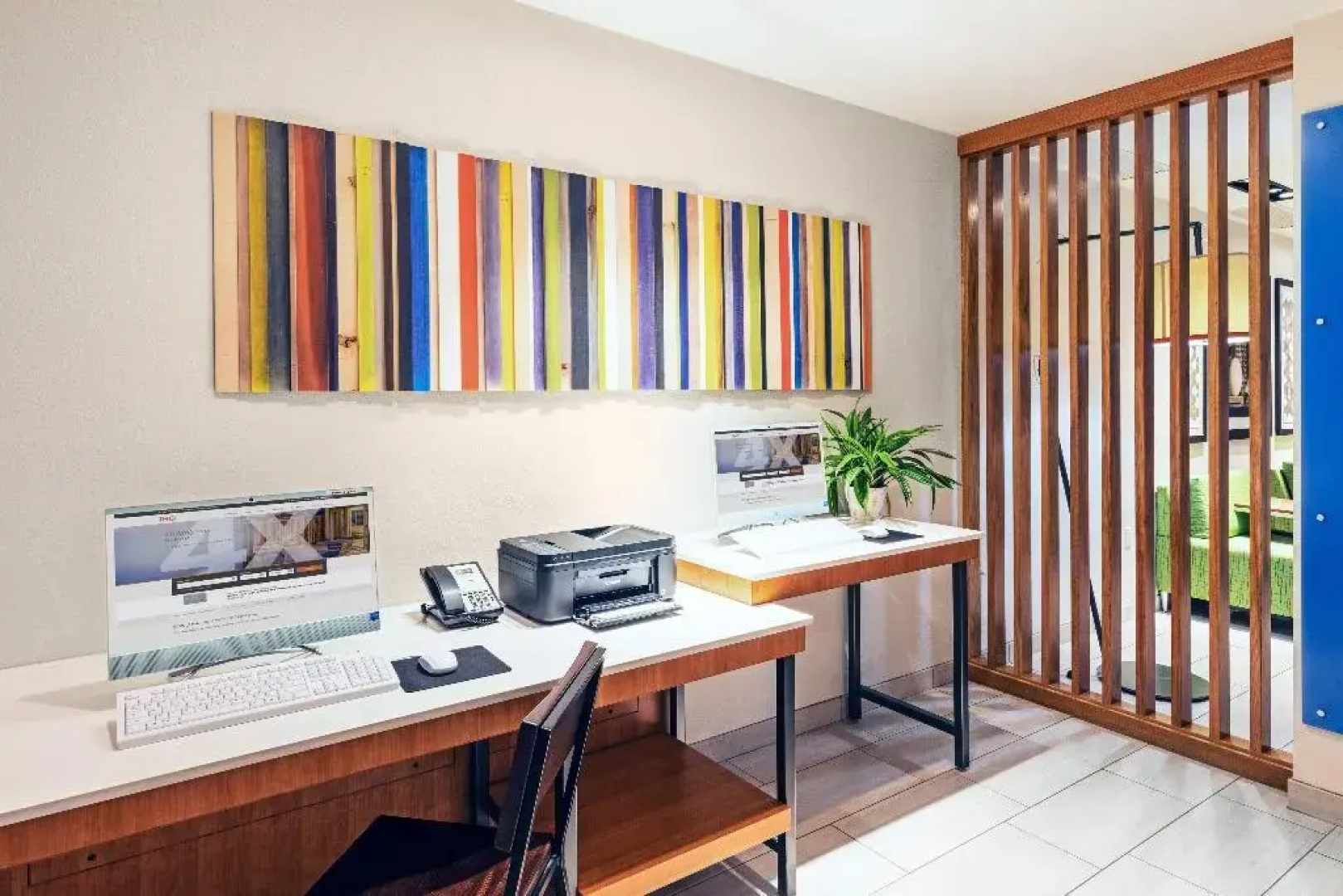 Holiday Inn Express & Suites Junction by IHG