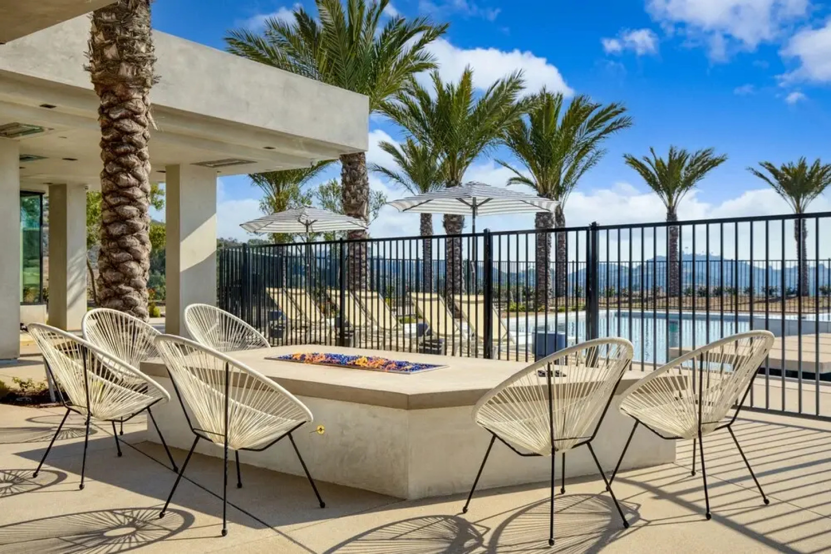 Oasis Del Sol by AvantStay Pool, Hot Tub, Views, Outdoor Dining, Open Spaced Living Area