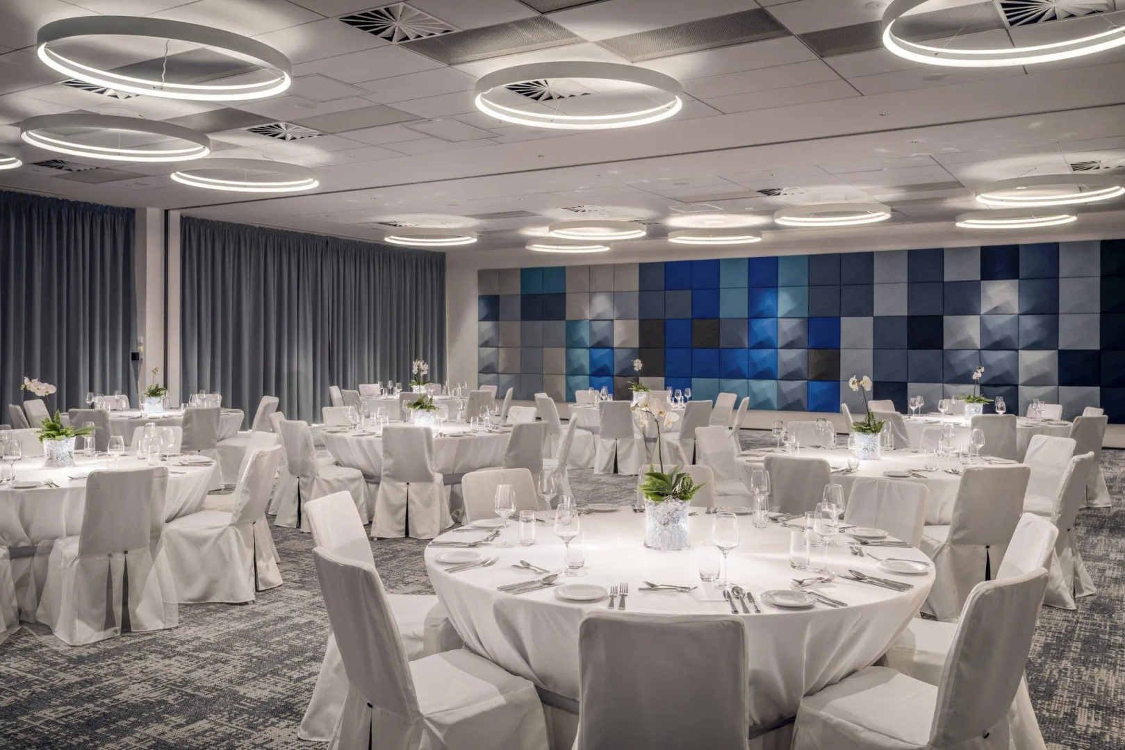 Courtyard by Marriott Brno