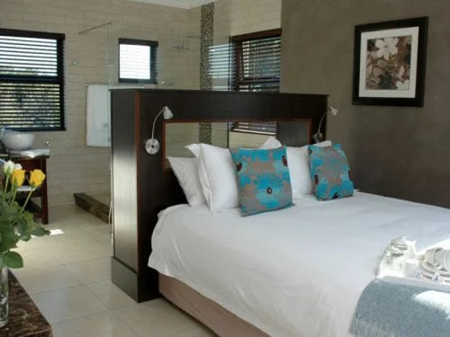36 On Bonza Boutique Hotel