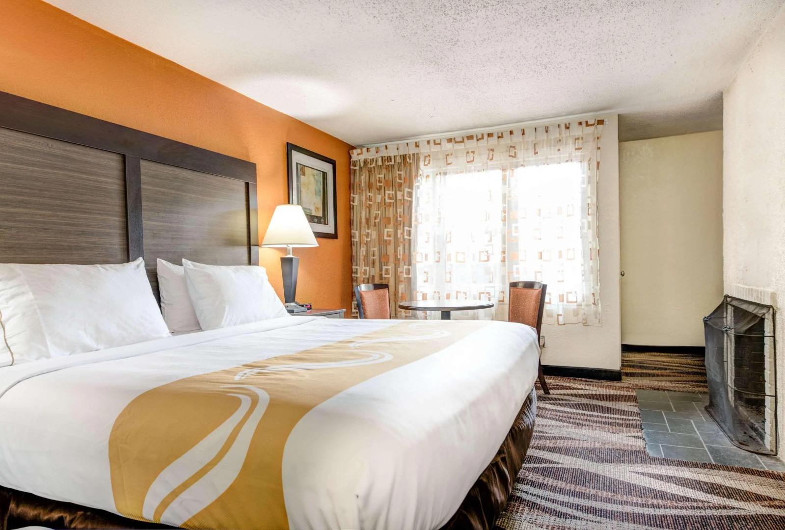 Quality Inn Creekside - Downtown Gatlinburg