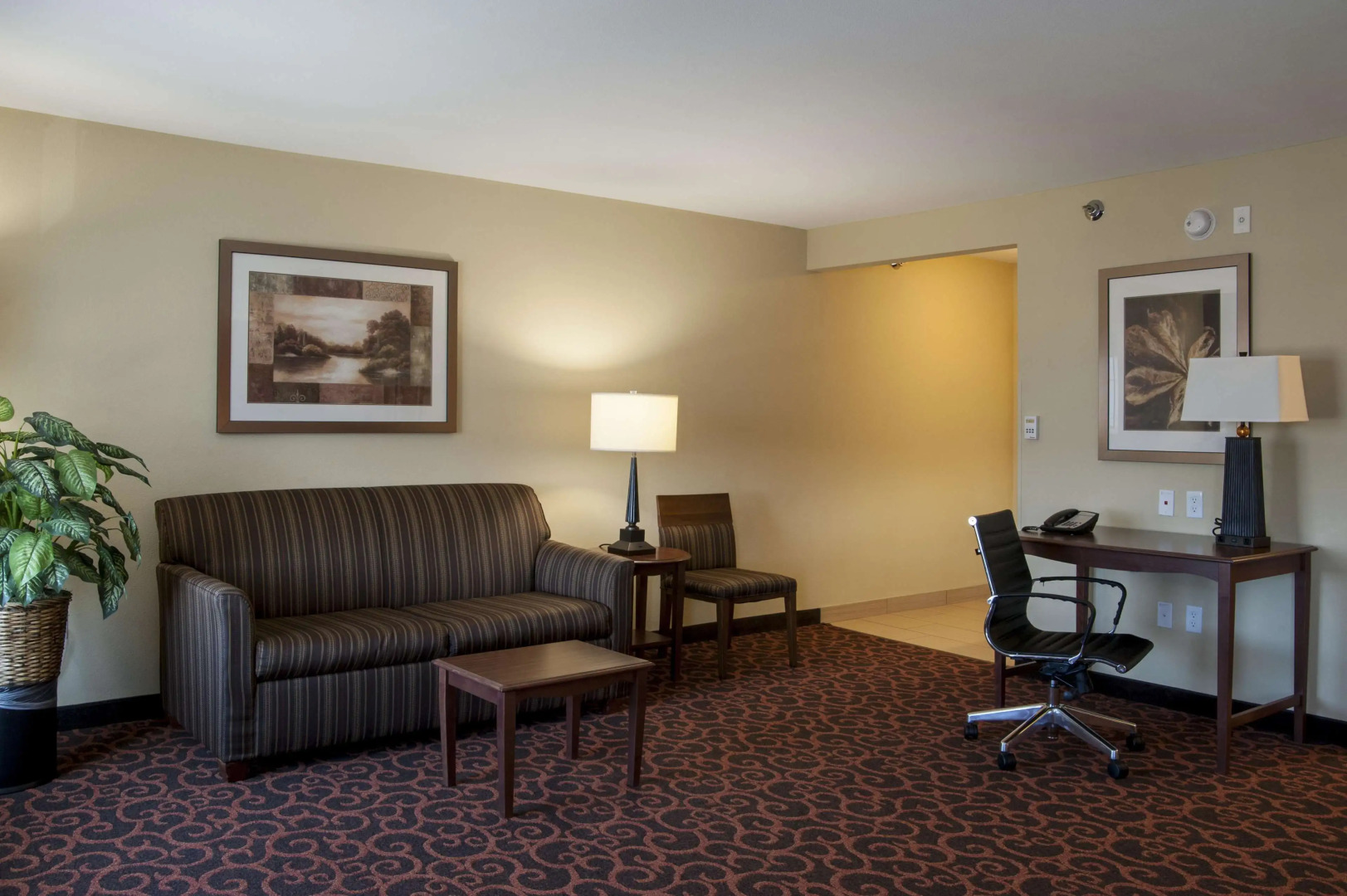 Hampton Inn & Suites Watertown