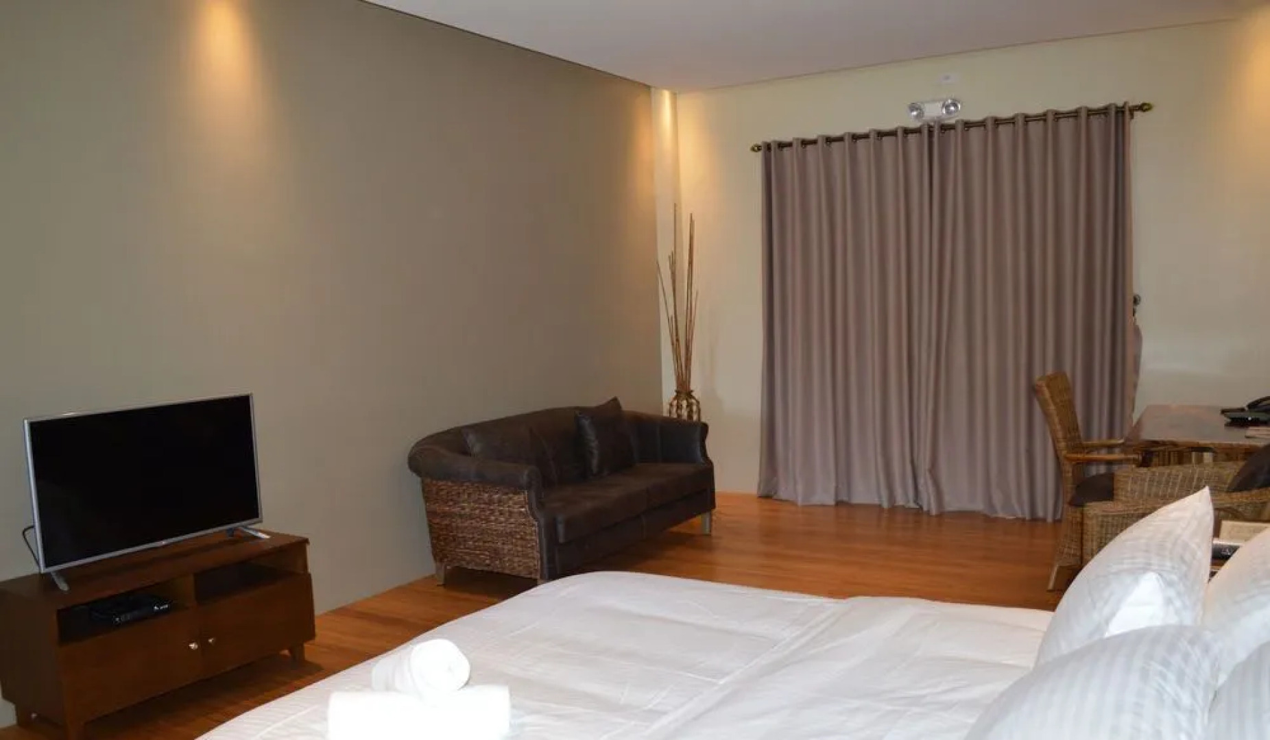 Kingsleys Hotel and Gastro Pub