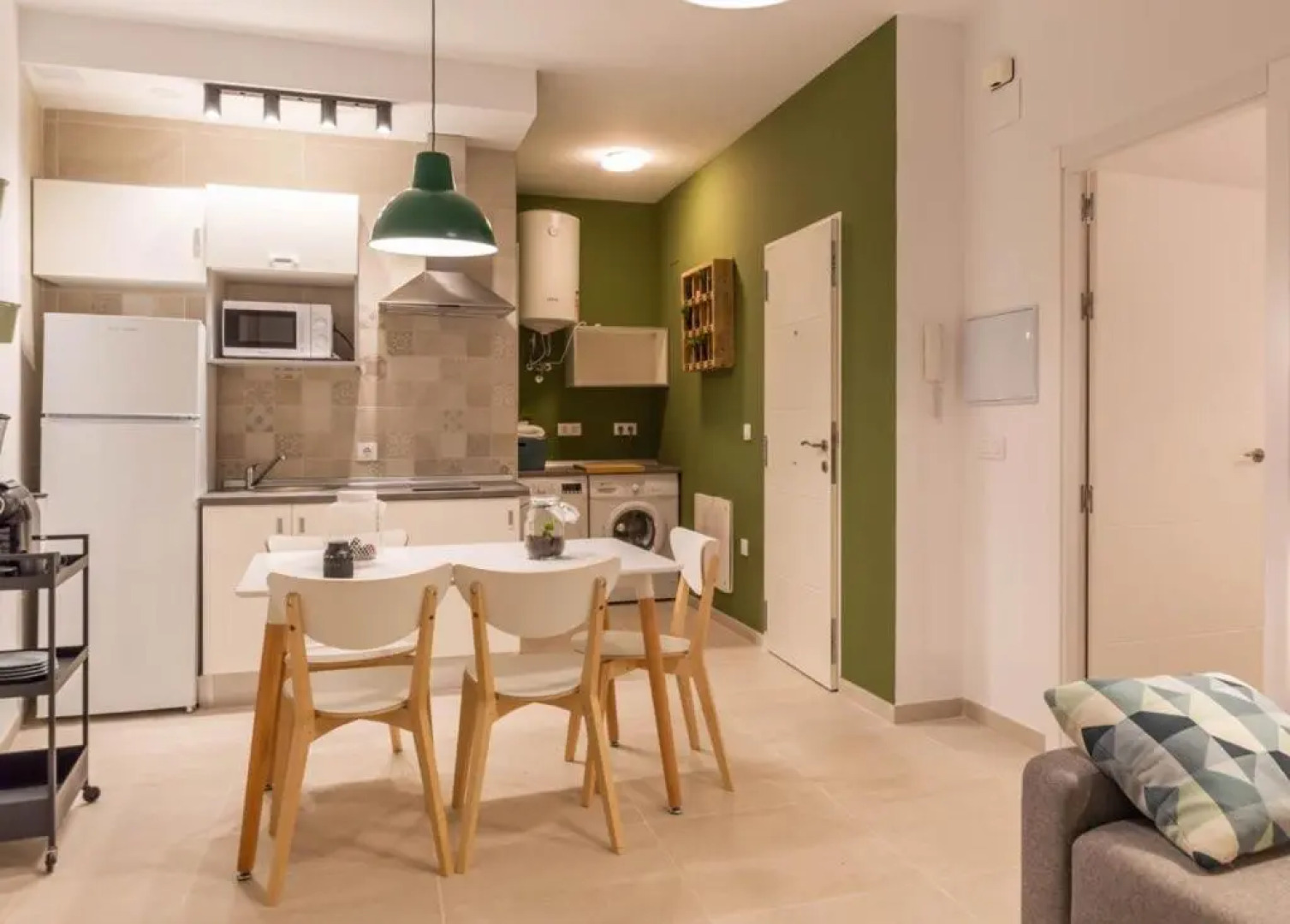 La Plaza-Colón, 1 habitación.