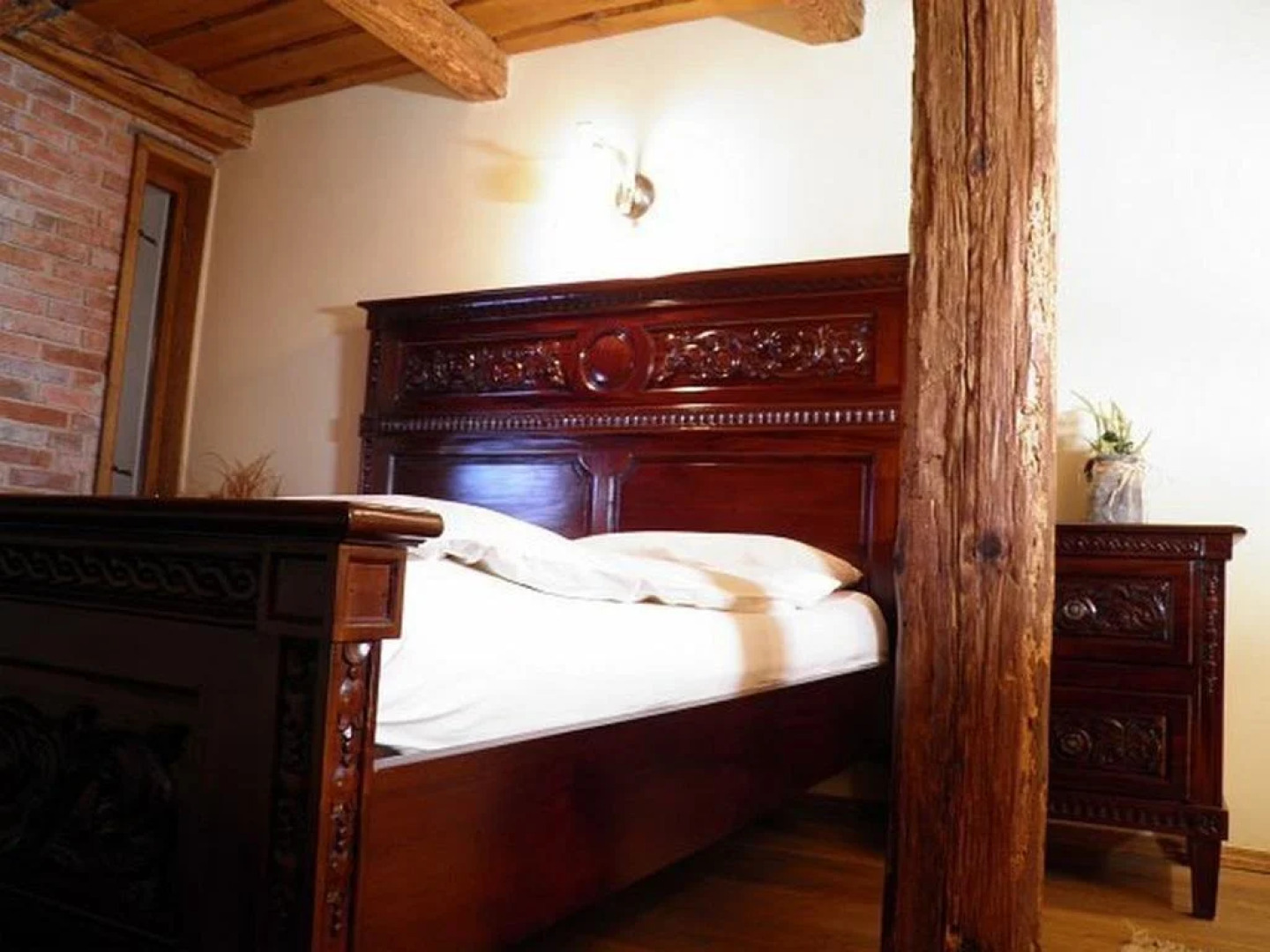 Dvůr Olšiny -Hotel and Horse-riding