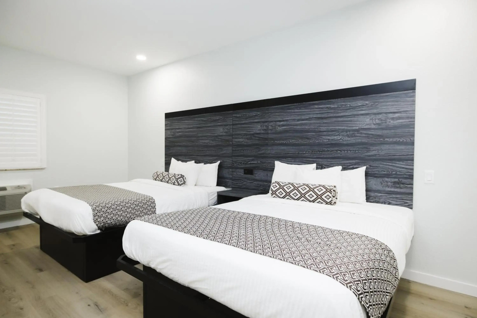 Sapphire Inn and Suites