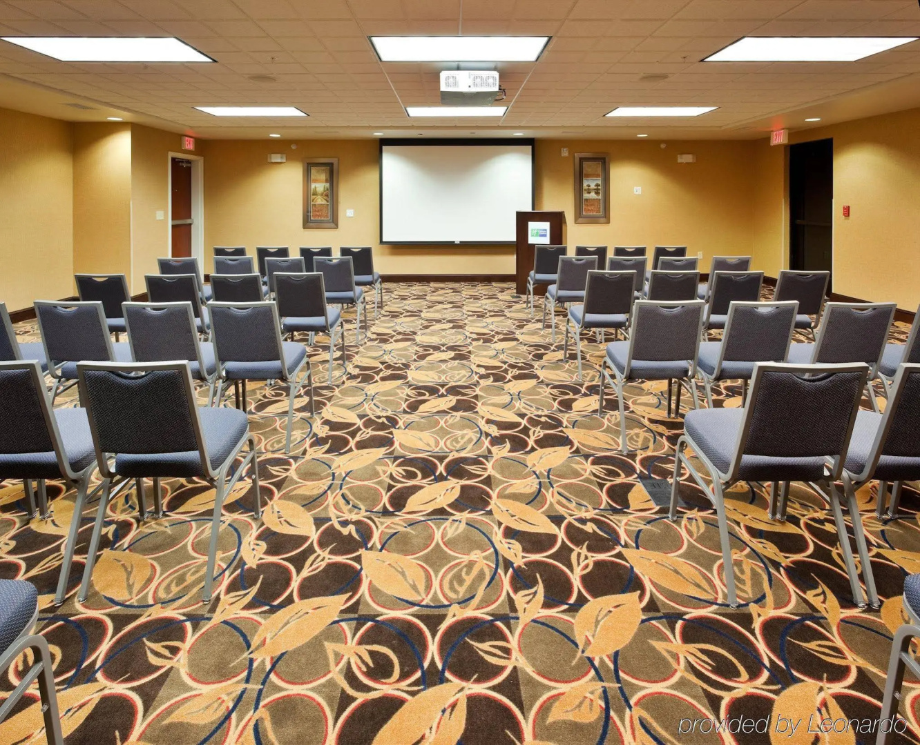 Holiday Inn Express Hotel & Suites Great Falls by IHG