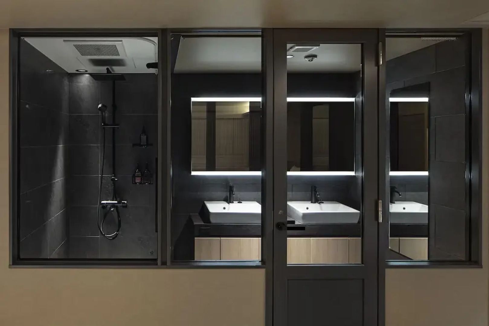 Hotel tou nishinotoin kyoto