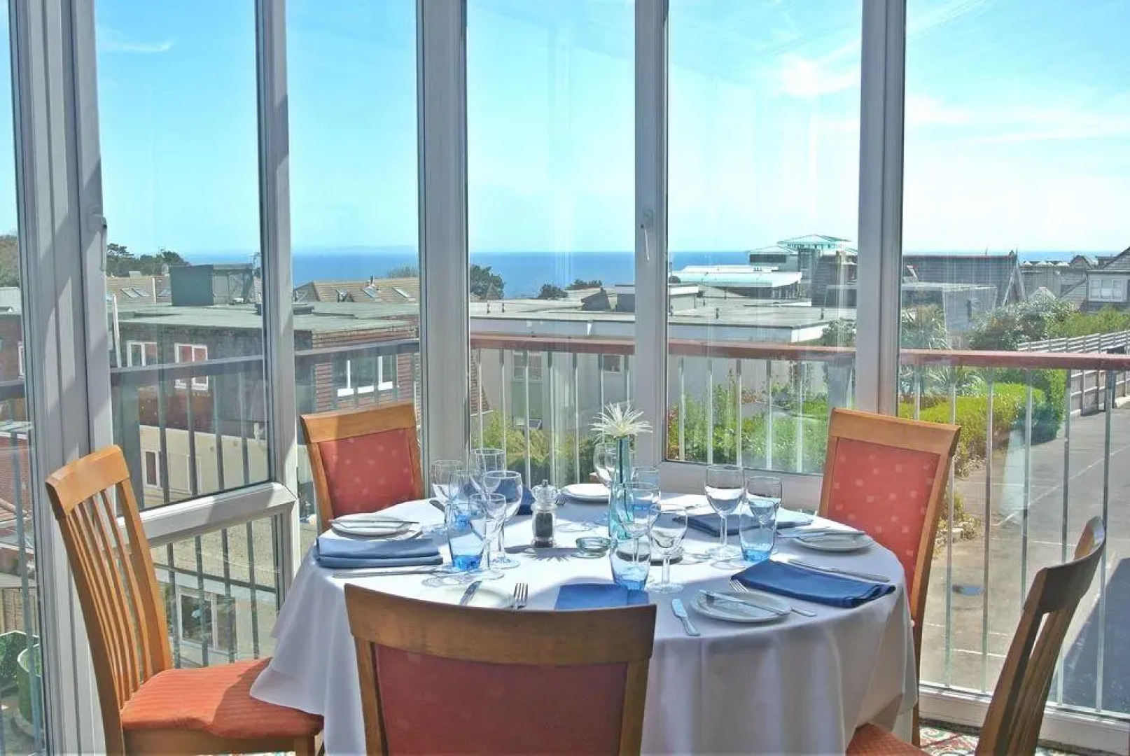 Riviera Hotel & Holiday Apartments