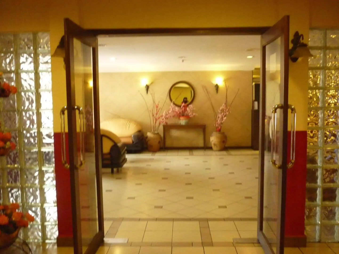 CentrePoint Hotel
