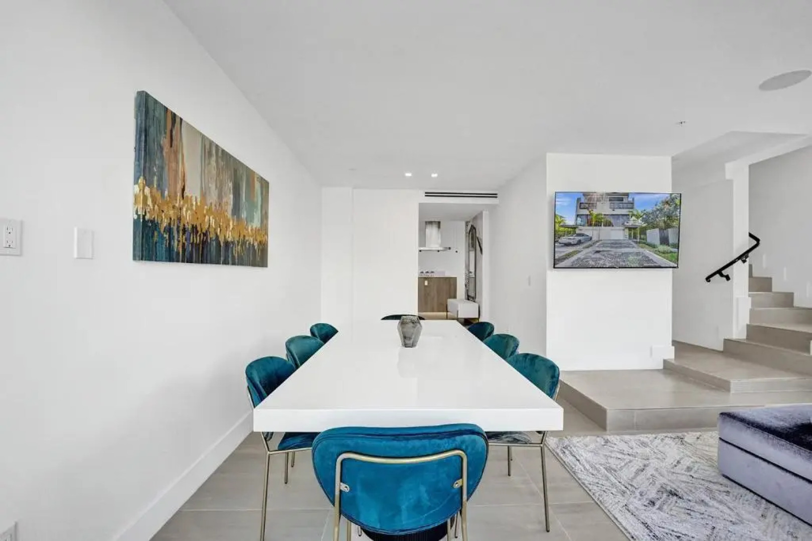 Up East Townhomes by Nomada Residences