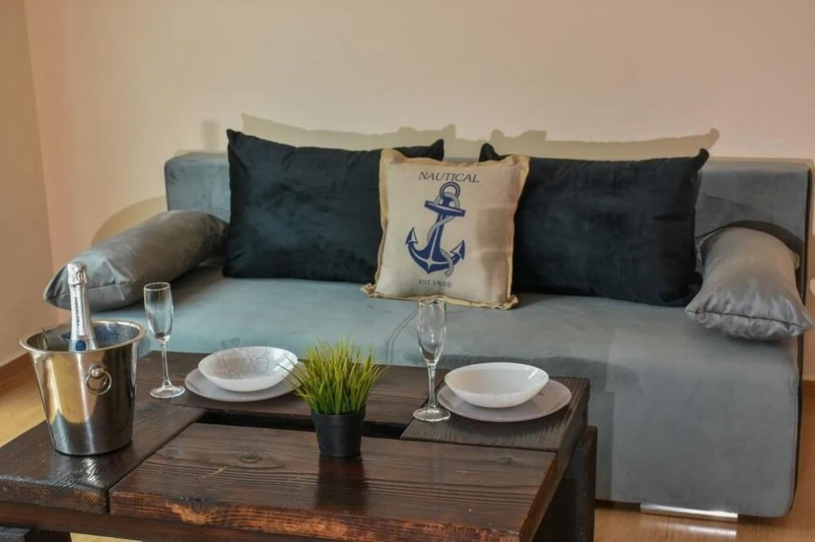 Botabara Del Mar Apartments