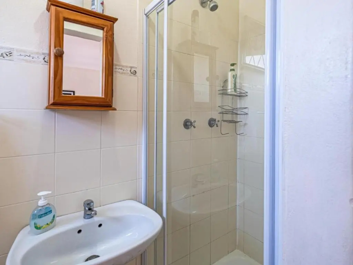 5 Third Avenue Guesthouse