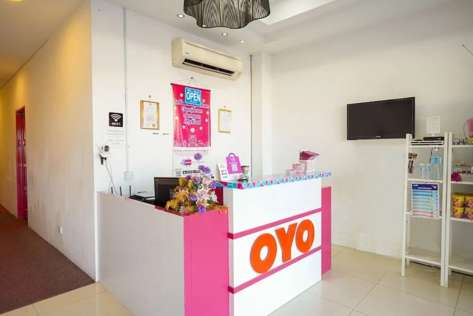 OYO 89710 Saujana CT View Hotel