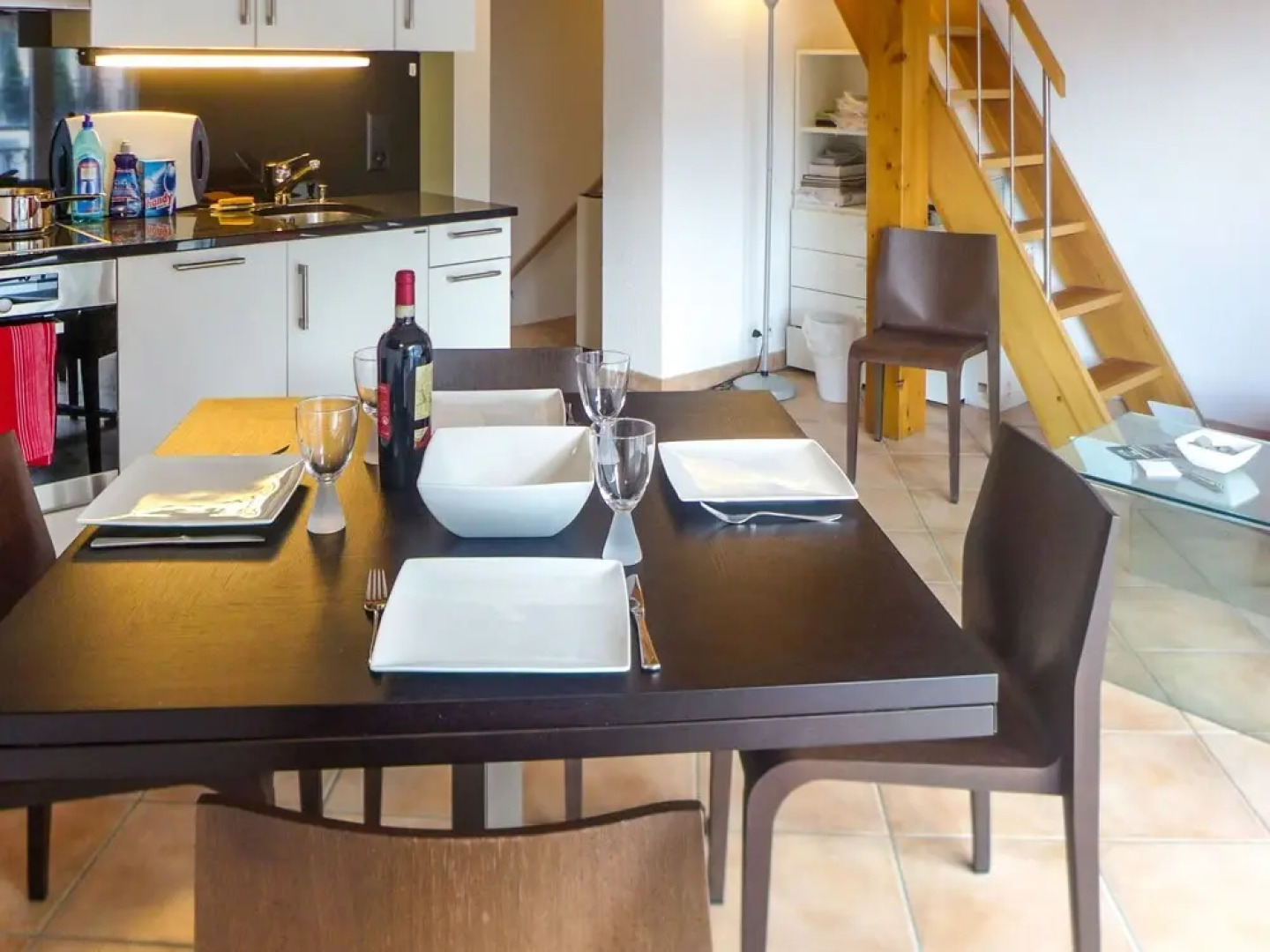 Tasman S16 2 Port-valais