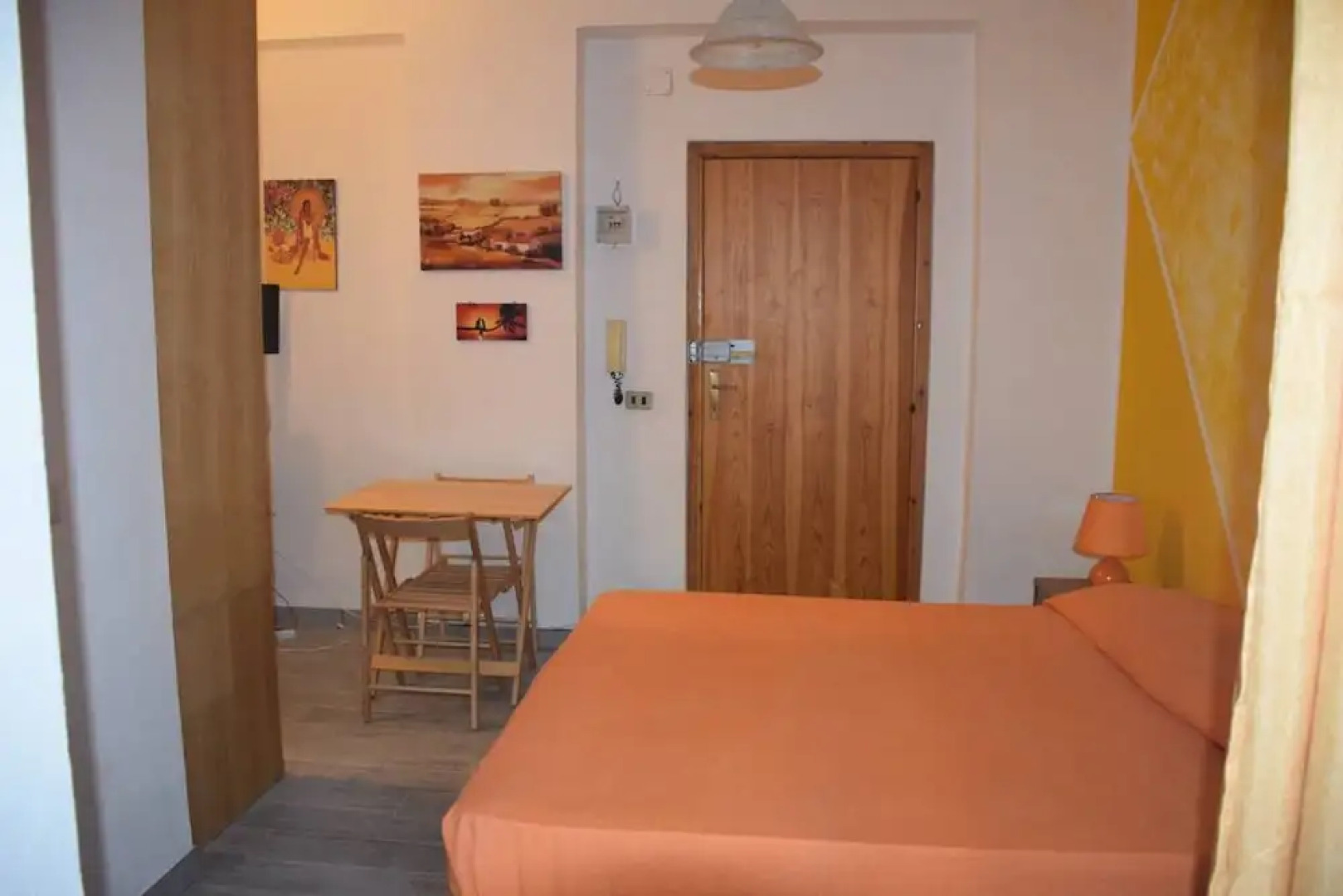 Monolocale Goccia D'oro