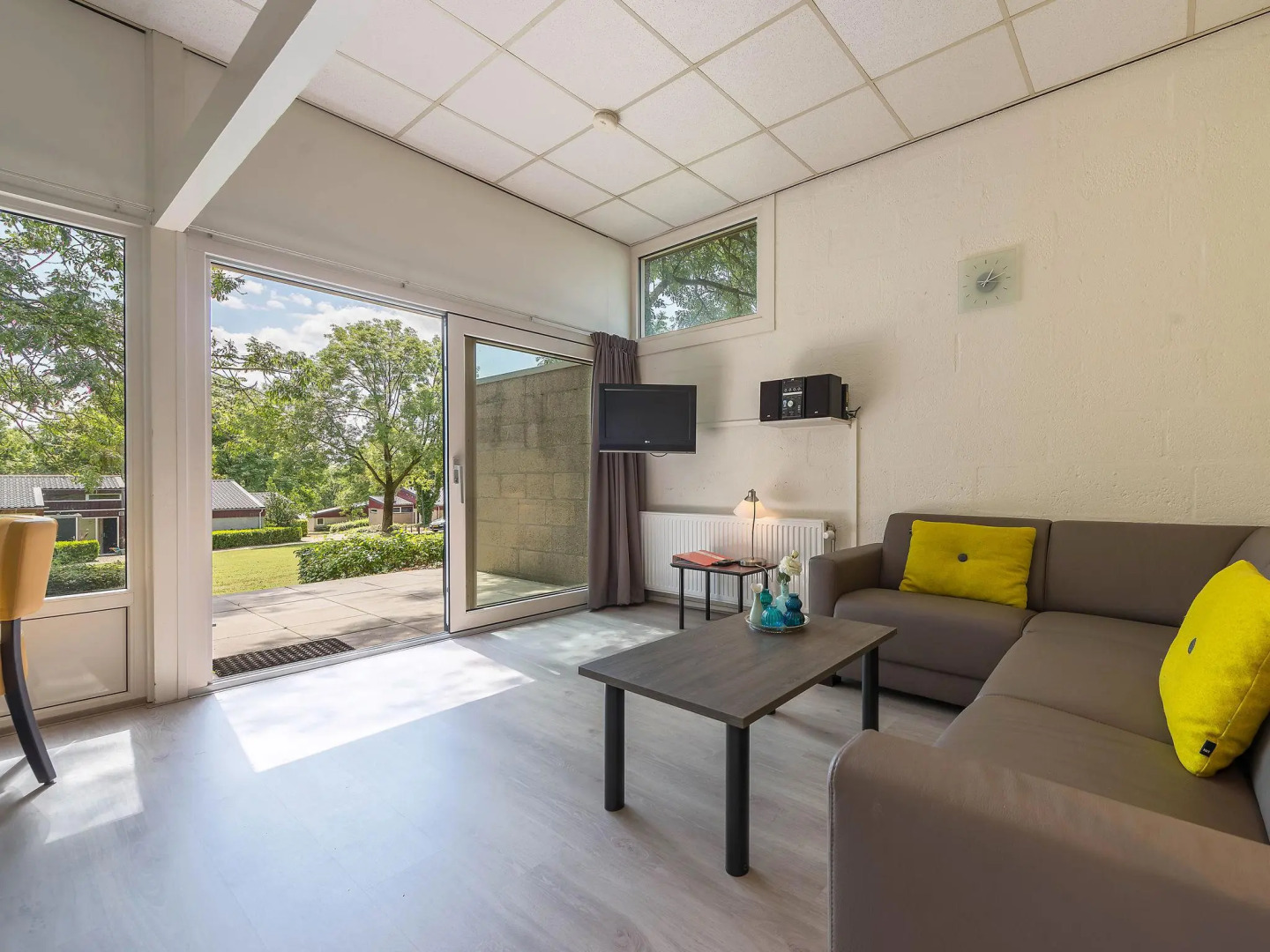 Well-kept Bungalow With Microwave Near Valkenburg