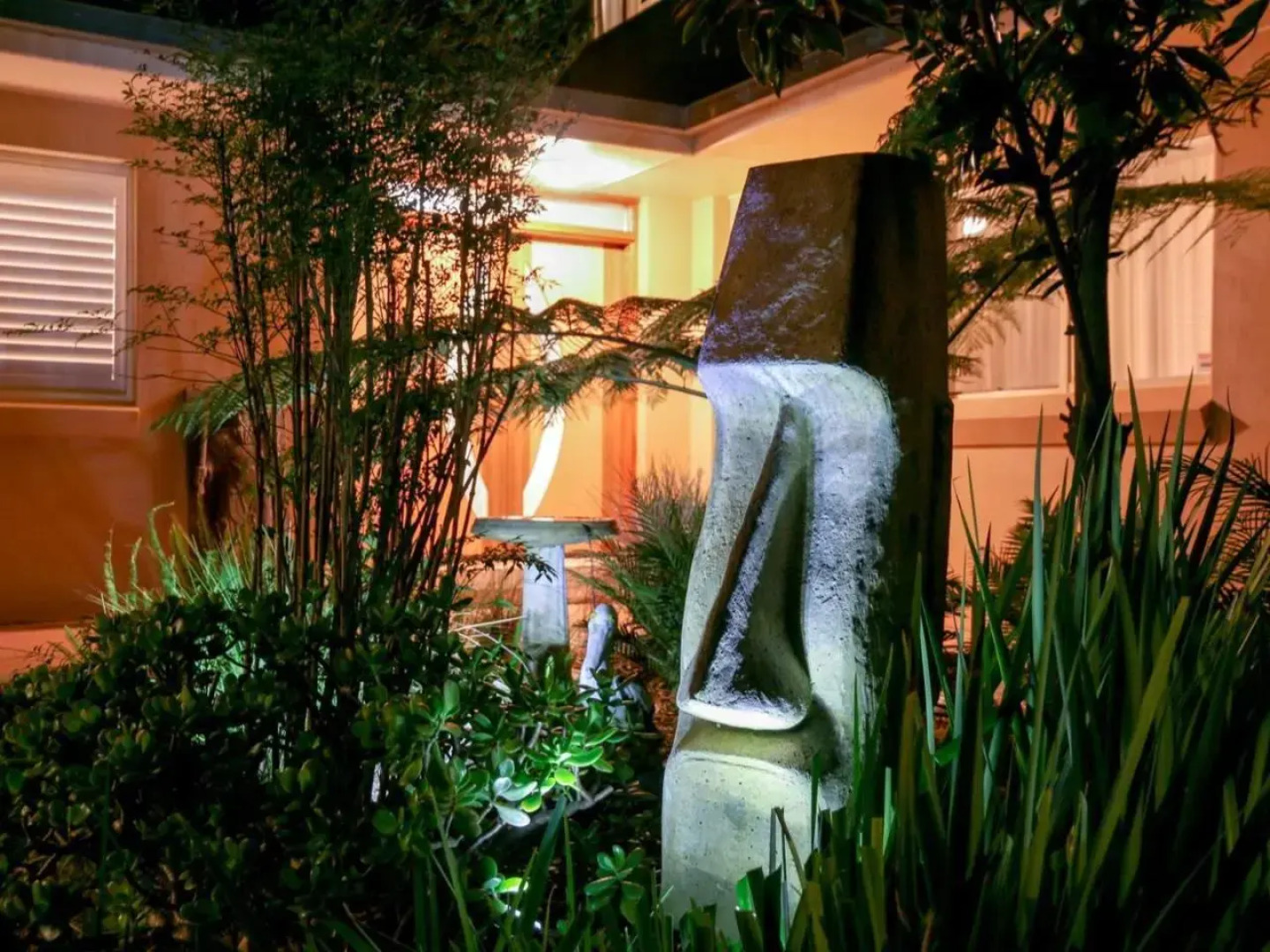 Pelican Beach House 2 Macleay Street