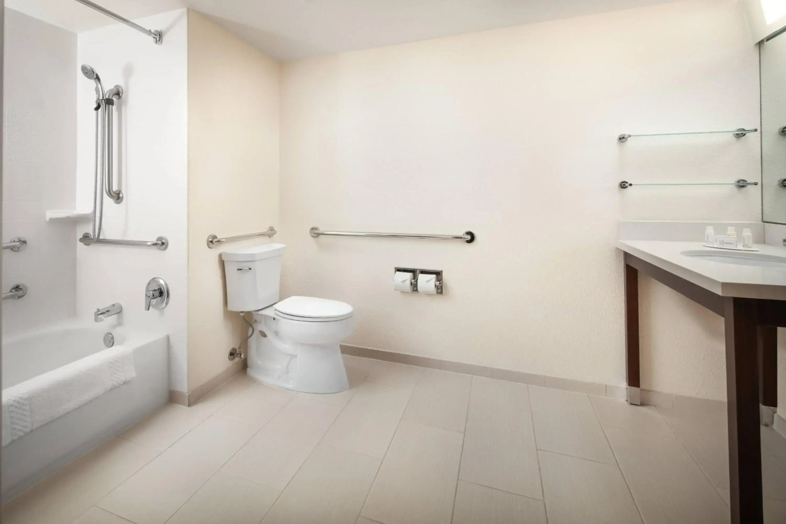 Fairfield by Marriott Anaheim Resort