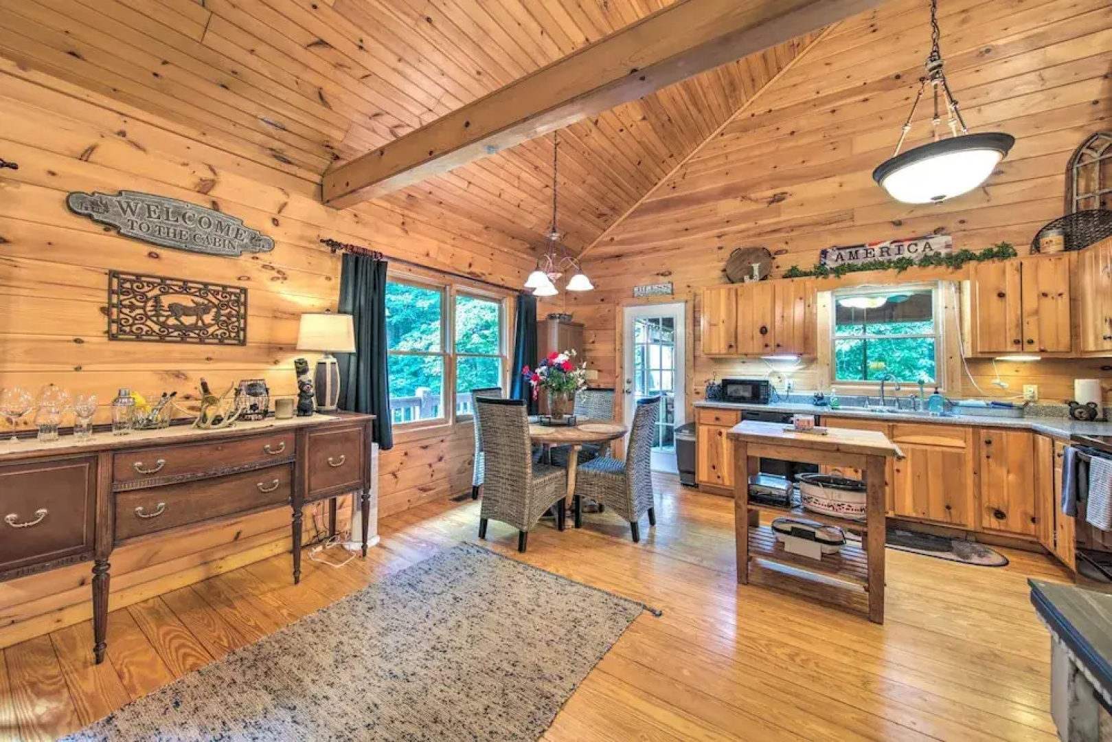 Cozy Cabin in Coosawattee River Resort!