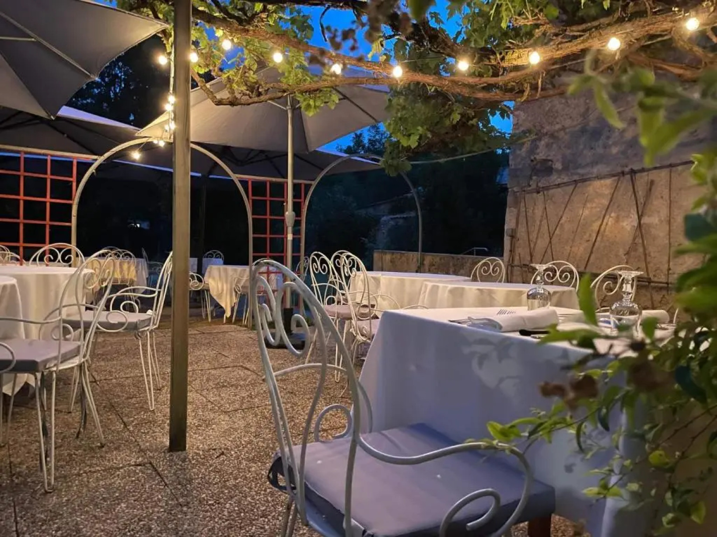 Le Relais Du Chapeau Rouge