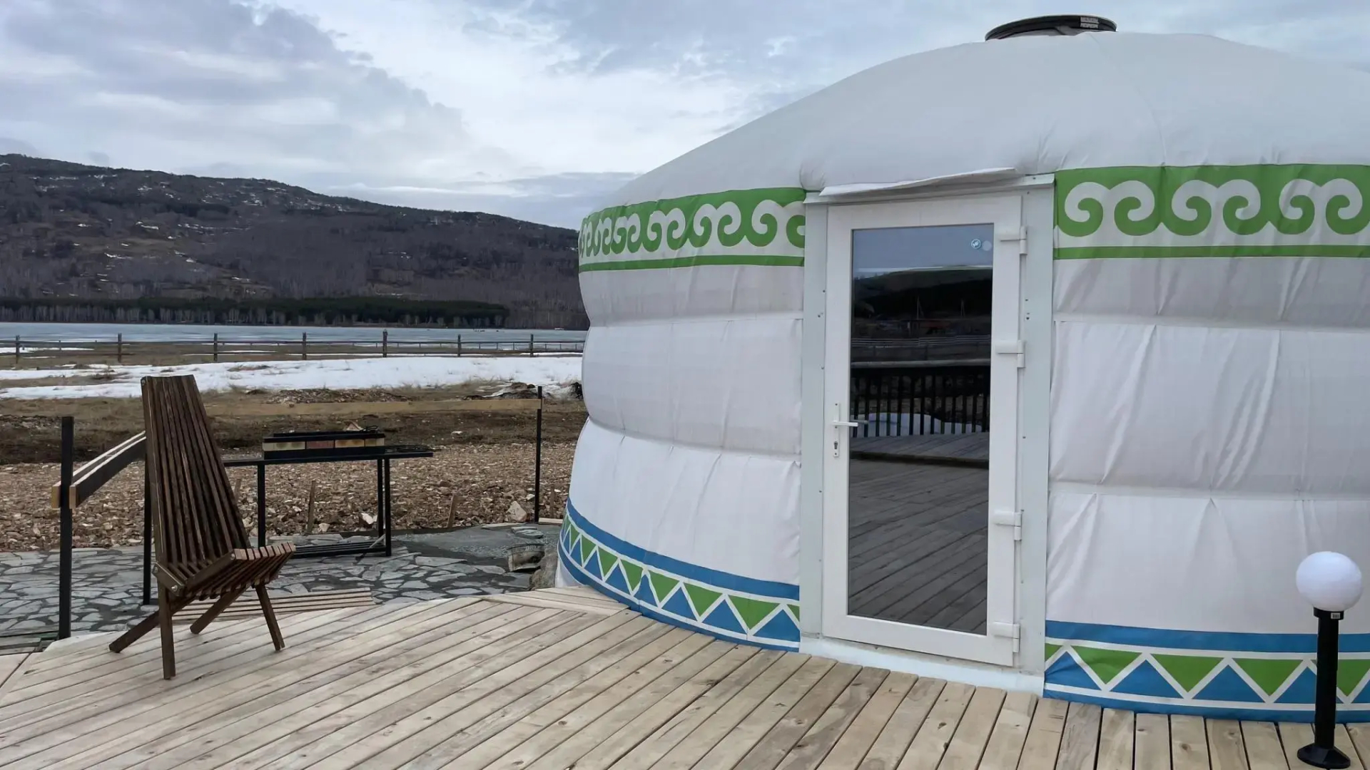 Юмарт озеро Талкас База семейного отдыха