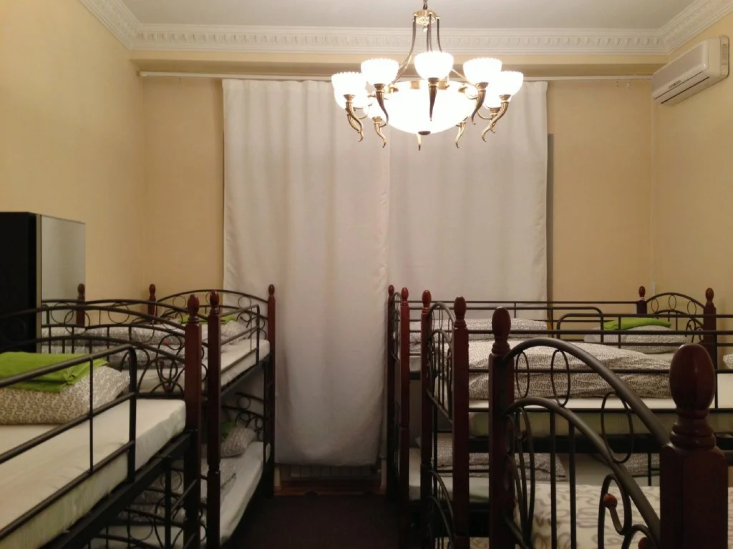 Hostel28