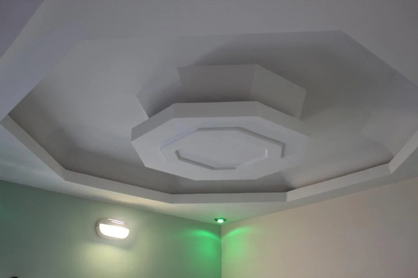 Quintana Roots Hostel