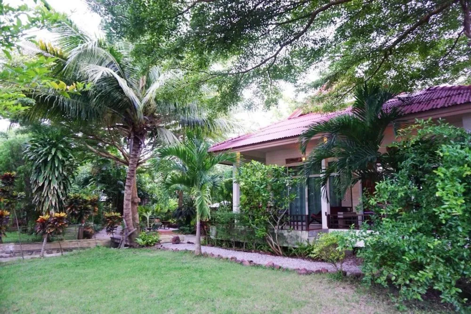 Ruan Panalee Resort