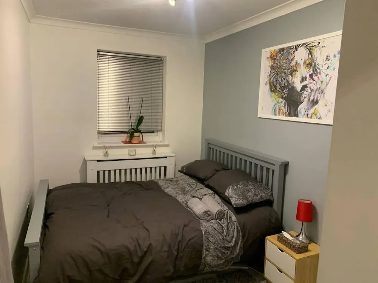 Lovely 2-bed Apartment in Wallasey, Sleeps 4