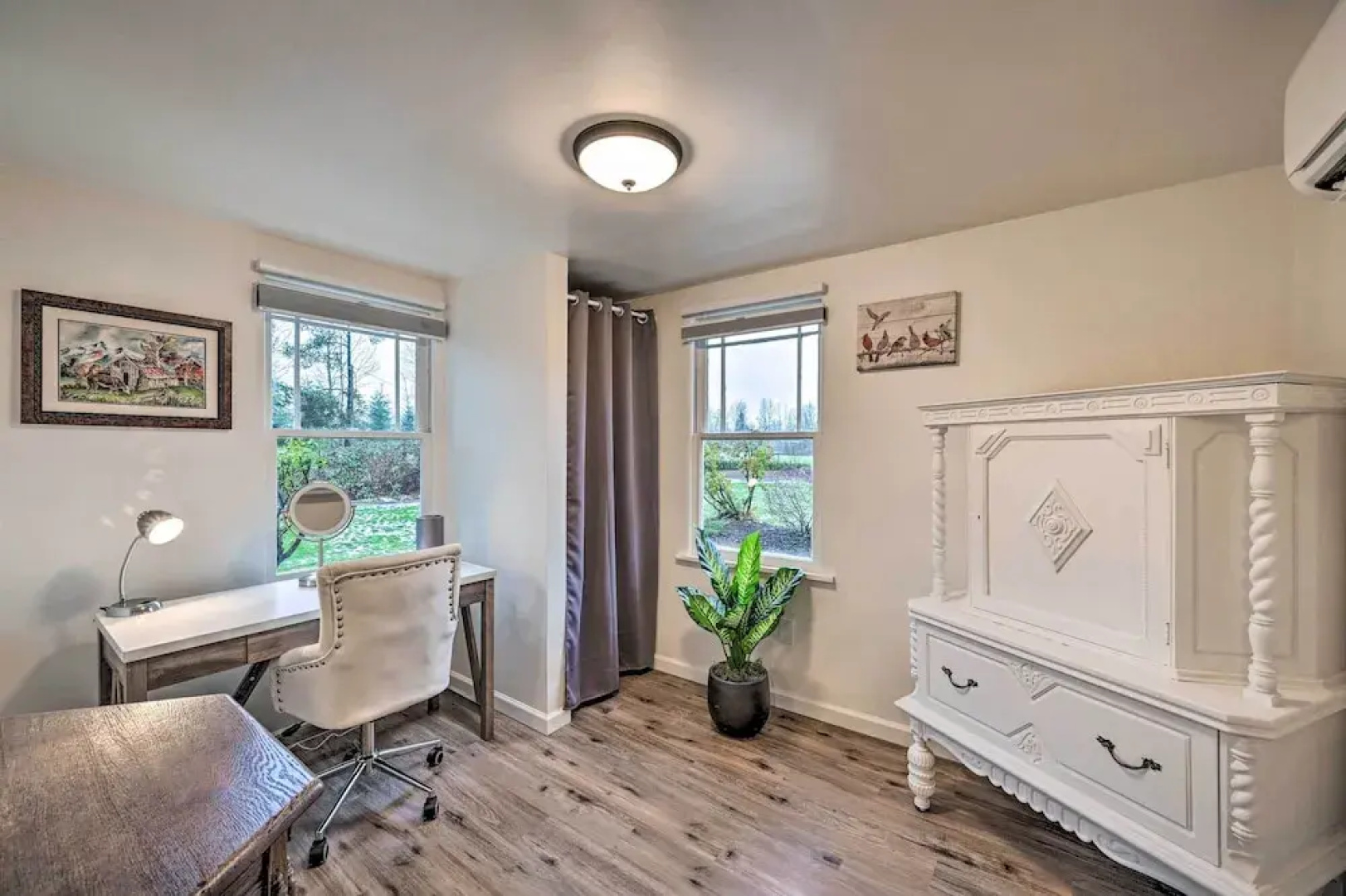 Redmond Farmhouse on 2 Acres w/ Deck & Grill!