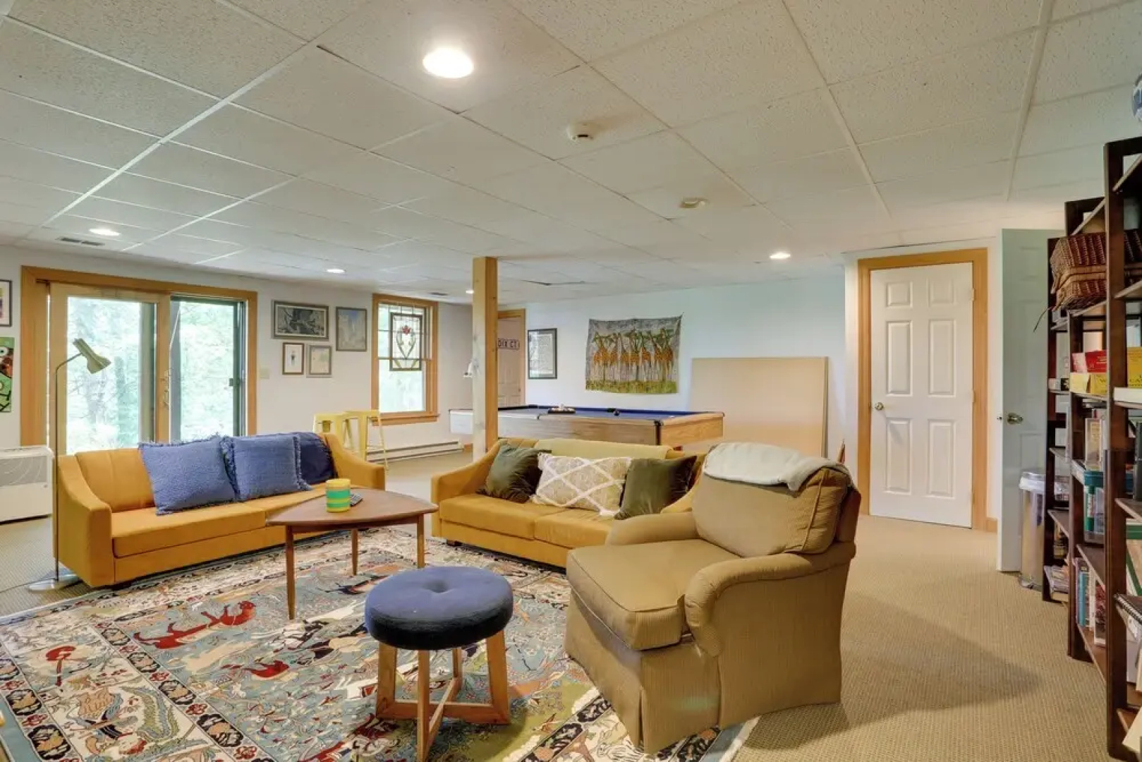 < 1 Mi to Camelback Resort: Home w/ Pool Table!